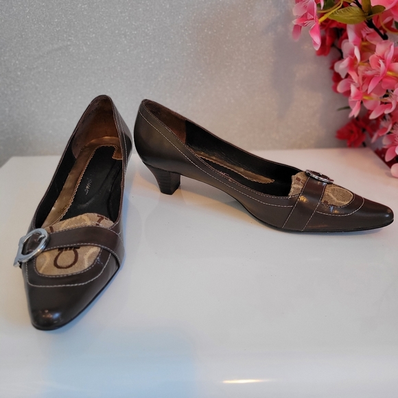 Vintage Salvatore Ferragamo Pumps Size 8.5 - Picture 1 of 8